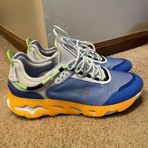 Nike React Live Premium